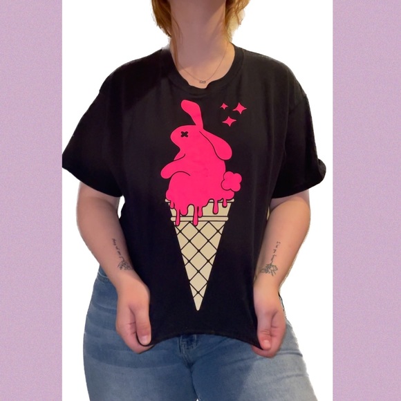 Custom Ironed On Black T-Shirt, worn only a couple times - Picture 1 of 6